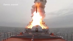 Корвет «Гремящий» поражает калибром цель в Охотском море