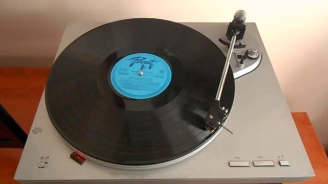 Слава Пшибыльская. Песня "Это было осенью" (танго). смотреть онлайн