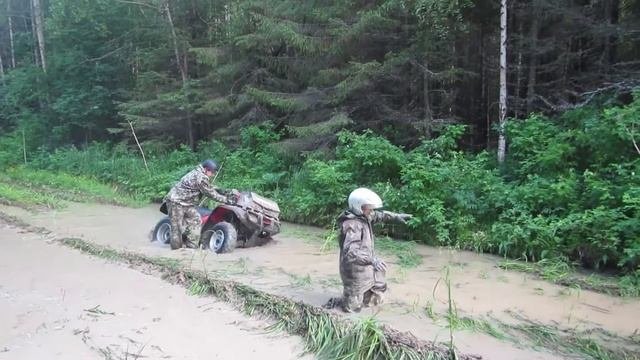 Гряземес на квадроциклах CFMOTO и Honda