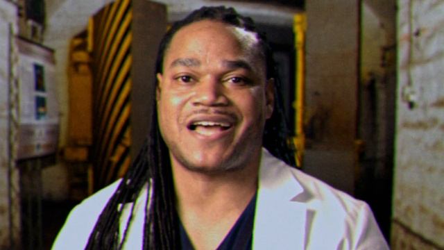 Could You Survive A ZOMBIE MOVIE? смотреть онлайн