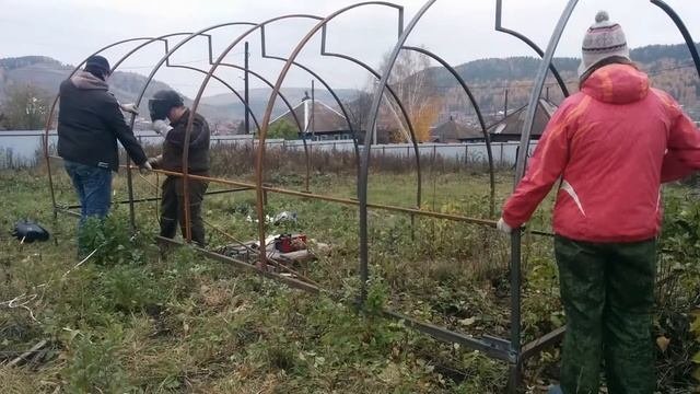 Теплица своими руками. Теплица по Митлайдеру. Монтаж на месте дальнейшей эксплуатации