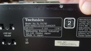 Внутри блоков музыкального центра Technics SA-DV290