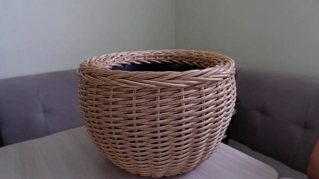 Кашпо из полиротанга