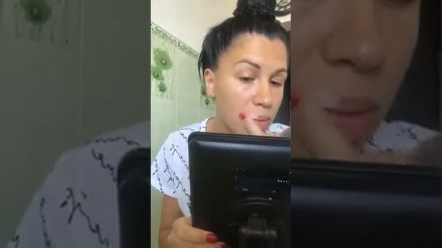 Убираем усики с лёгкостью! Забудь о пушке над верхней губой на 3 НЕДЕЛИ ? смотреть онлайн