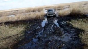 нива + паджеро по болоту Insa Turbo Special Trac испытания резины