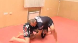 Болевые приемы в партере.