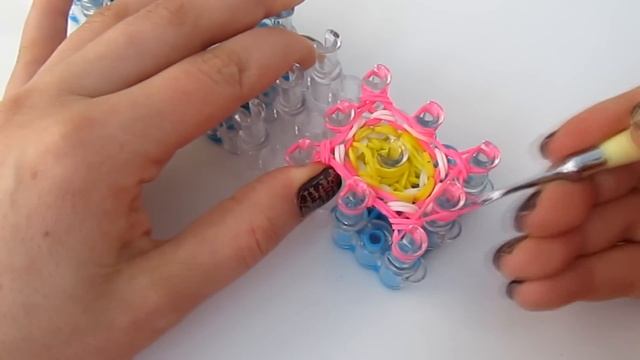 ЧАШКА из резинок на станке. Фигурки из резинок | Cup Rainbow loom смотреть онлайн