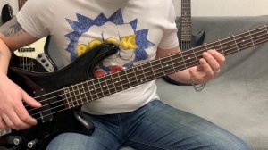 Fender Squier Jazz Bass 5 vs Schecter Stiletto deluxe 5 vs Schecter Damien 5 сравнение бас гитар