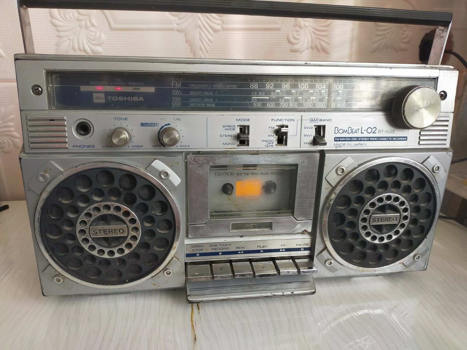 TOSHIBA BOMBEAT L-02 RT-103S   vintage-ЯПОНИЯ.