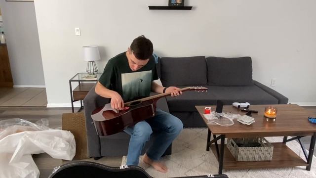 Unboxing Fender CD 60S