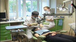 Стоматологический микроскоп