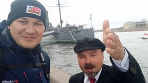 Дедушка Ленин