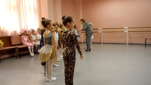 Урок Этики и ритмики. ХХШ. смотреть онлайн