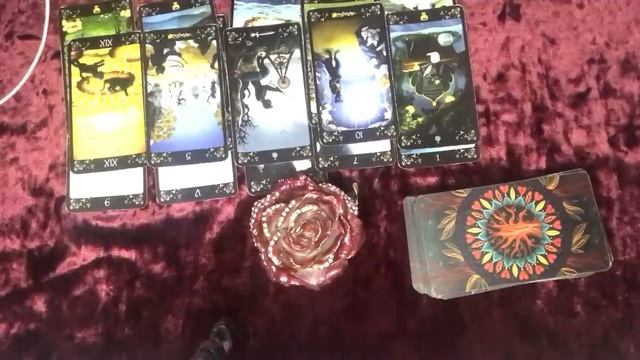 Вы не Подозреваете…Что Выйдет на Поверхность в Полнолуние⁉️Таро для мужчин смотреть онлайн