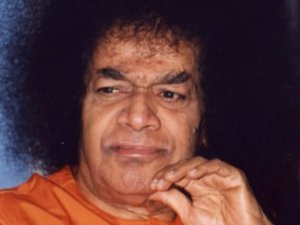 Sai Baba  -  Priya Vakya