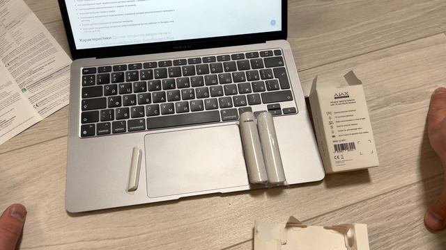 Ajax DoorProtect Plus - Датчик открытия с сенсором удара и наклона