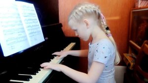 Бах прелюдия номер 8 из 12 маленьких прелюдий