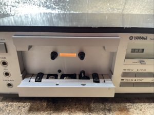 Стереокассетная дека Yamaha K-550 с чистой головкой Sendust-ЯПОНИЯ-Год-1980