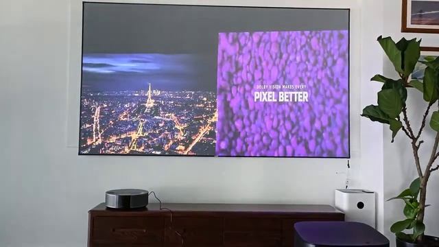 Mi Fengmi R1 Ultra Short Throw Laser  Vs Xgimi Horizon Long Throw LED Projector Comparison смотреть онлайн