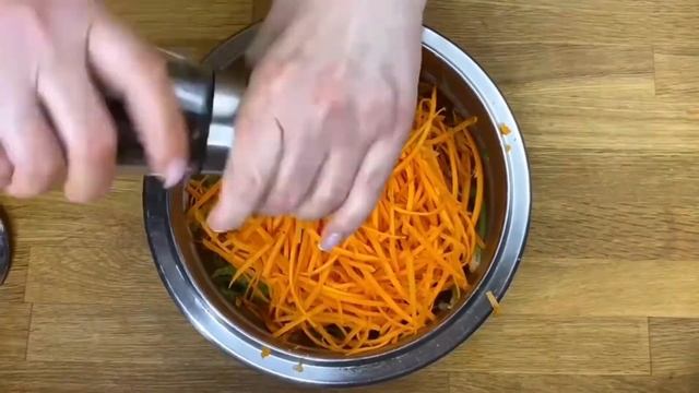 Салат - зелёная редька с морковью. Очень вкусный полезный, простой и быстрый рецепт! Вот это Кухня!