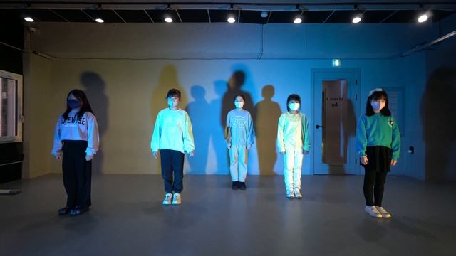 ITZY - Sneakers | HY dance studio | Kids k-pop class смотреть онлайн