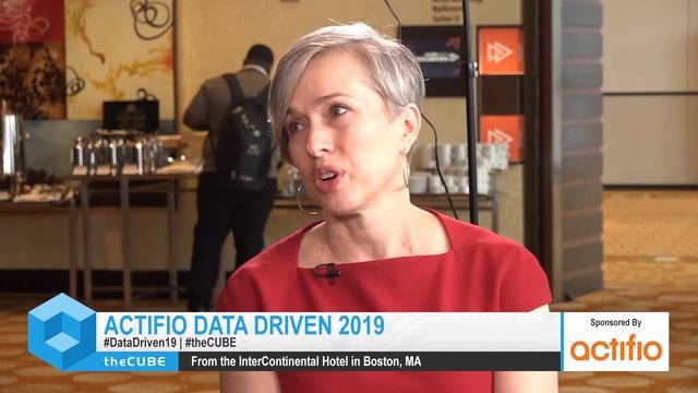 Holly St. Clair, State of MA | Actifio Data Driven 2019 смотреть онлайн