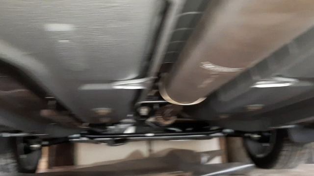 LADA GRANTA FL 2021. Заводской антикор. Осмотр днища.  часть 1. Делаю сам!