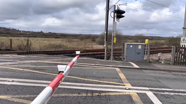 Double Pass  Road Rage Incident Boldon Lane Level Crossing Tyne  Wear Monday 27.02.2023