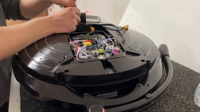 Comment changer ma chambre à air Inmotion V10 en moins de 15 minutes ? смотреть онлайн