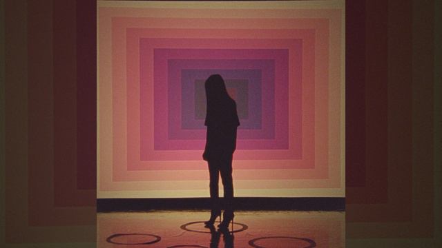 Love Invaders (Redinho Remix) смотреть онлайн