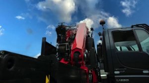 UNIMOG U 530 EQUIPEE D'UNE GRUE EFFER 315-6S