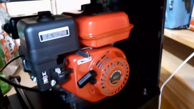 День следующий...начал заниматься толкачом. смотреть онлайн