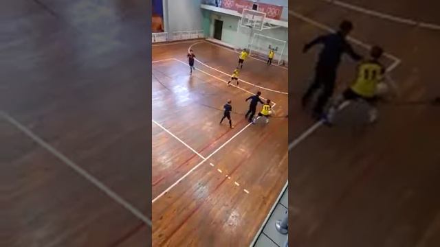 Мой первый матч по футболу, 10 номер это я(4) смотреть онлайн