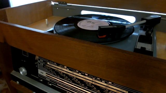 Японский вокальный квартет "Дак дакс"("Черные утки") Средасовнархоз.Ташкентский завод смотреть онлайн