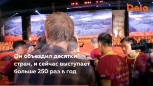 Ник Вуйчич: человек без рук и без ног, смог встать сам и учит этому других