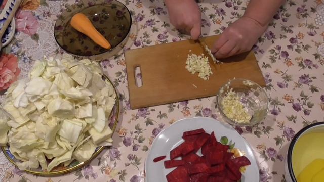«Крижавка»(пелюстка) - это вкусней от любого салата! / Маринованная со свеклой капуста /Рецепт .
