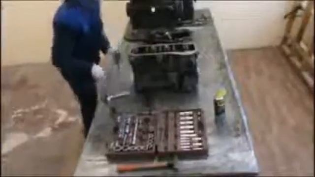 Разборка и сборка кривошипно-шатунного механизма смотреть онлайн