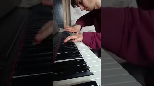 мой друг Паша играет на пианино смотреть онлайн