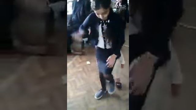 маленькая цыганочка танцует смотреть онлайн