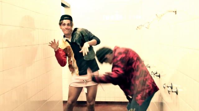 DSRL and 4Play - 'Untitled 666' смотреть онлайн