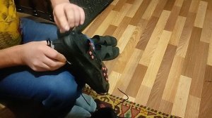 Для бегущих по льду на работу.