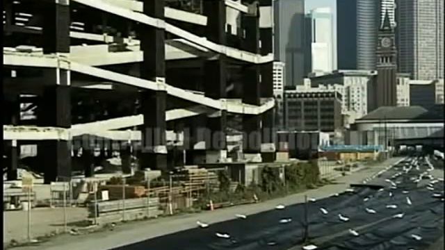 Снос самого крупного по объему здания в мире