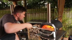 OONI KARU 16 vs KARU 12G - Pizza Oven Comparison