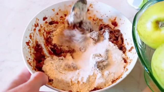 ?ПИРОГ С ФИНИКАМИ И ИЗЮМОМ ?ВКУСНЫЙ РЕЦЕПТ!
