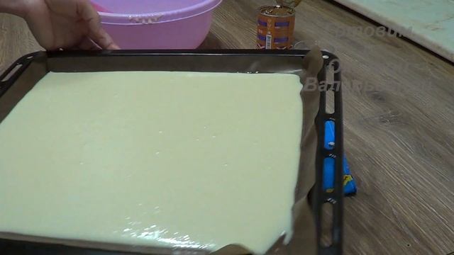 Быстрый бисквитный рулет с варёной сгущенкой. Fast biscuit roll with boiled condensed milk. смотреть онлайн