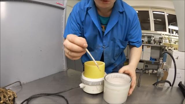 Литьё коронок (полный процесс) смотреть онлайн