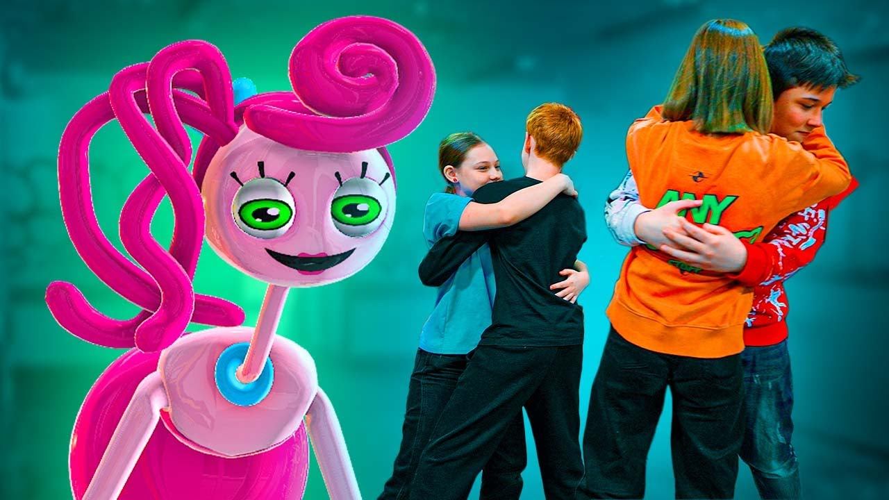 Мама длинные но г и игра. Cool kids канал крутые детки. Мама футболиста. Мама длинные ноги игрп. Мамочка поппи плейтайм.