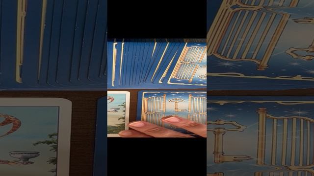 Почему Он не пишет и не звонит?! Таро
