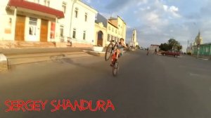 КАК СТАНТИТЬ НА ВЕЛОСИПЕДЕ | Обучение станту на велосипеде | Как делать вилли!!!