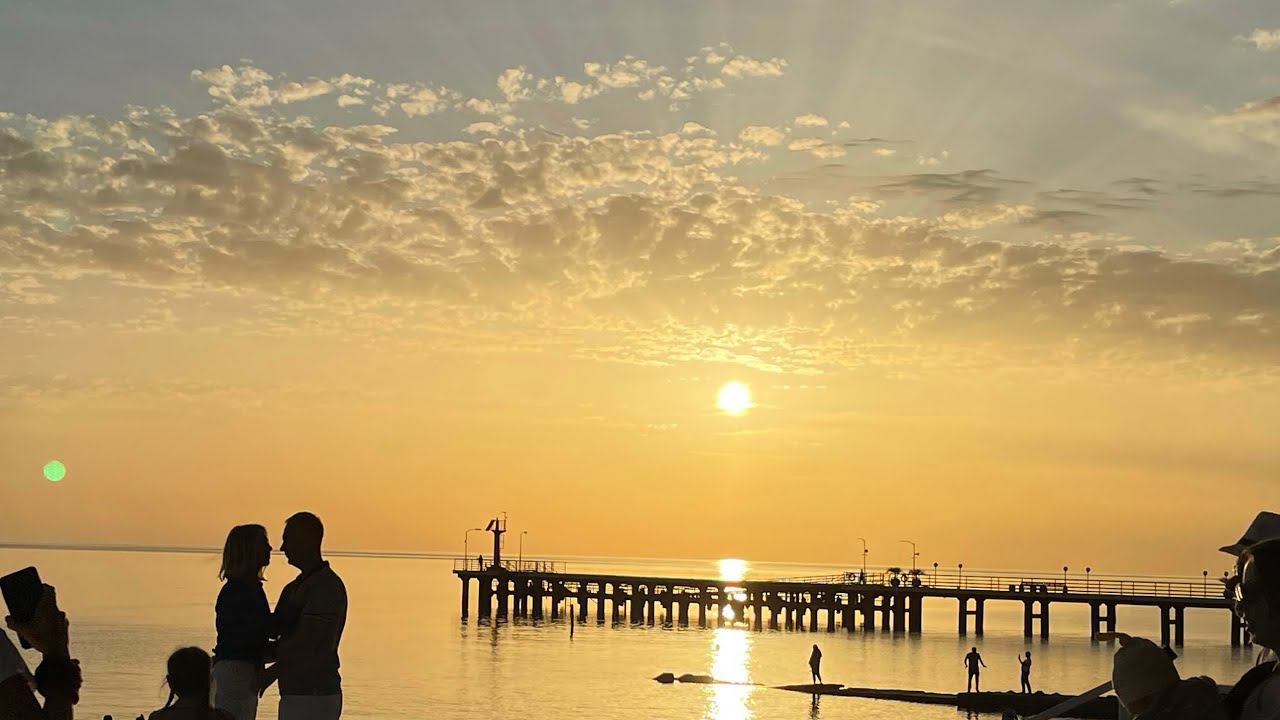 АДЛЕР ПРОГУЛКА ПО СОЧИ ЗАБИТЫЕ ПЛЯЖИ ПОЛЕЗ В МОРЕ ИМЕРЕТИНКА
ЛАЗАРЕВСКОЕ НА МОРЕ НА ПОЕЗДЕ смотреть онлайн